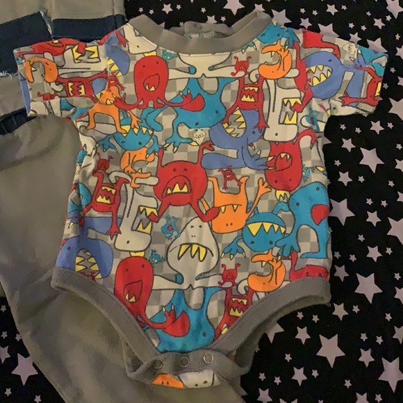 Truly scrumptious designed by Heidi Klum size 9 mo - Picture 2 of 4